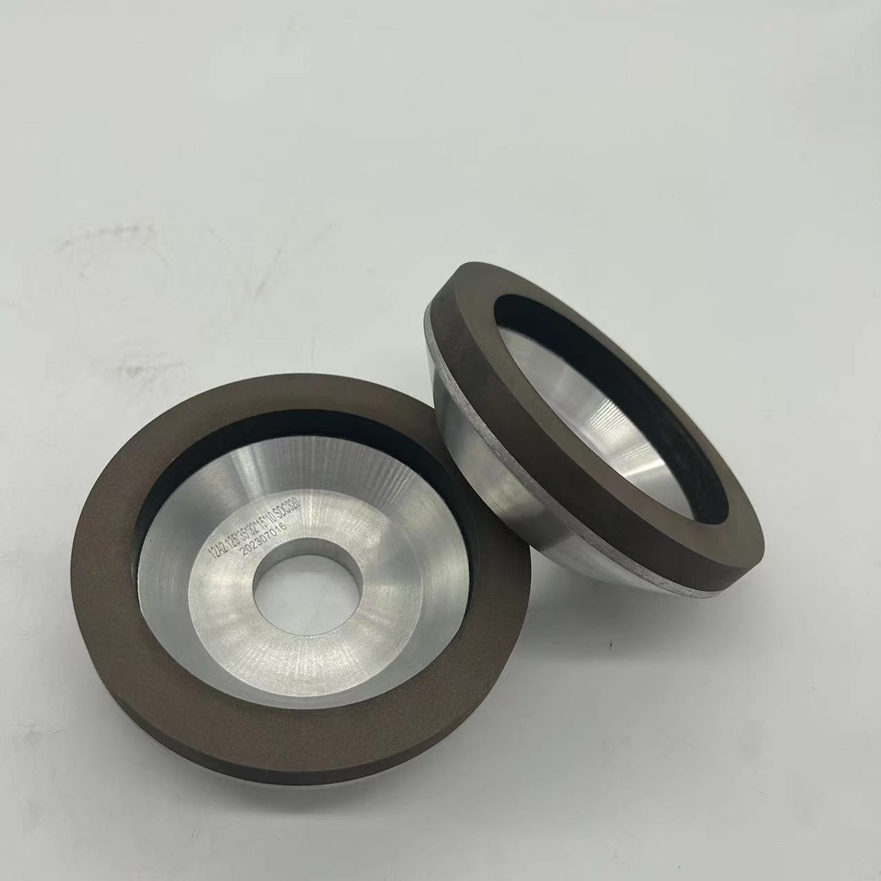 Resin diamond bowl shaped grinding wheel with 15 ring width grinding alloy CBN grinding pin grinding wheel