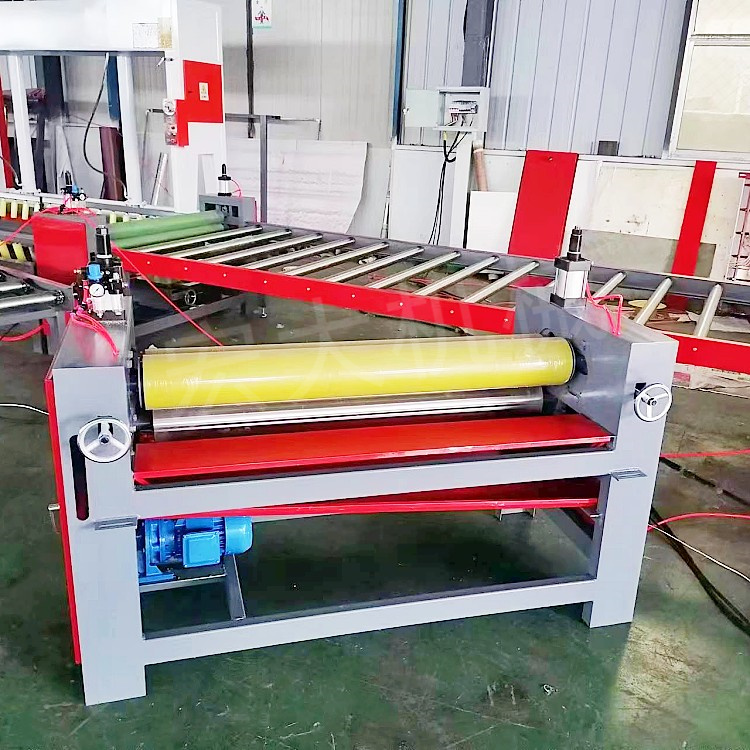 Plasterboard veneer coating machine, ice and fire board fire retardant material processing, rolling machine, macro production