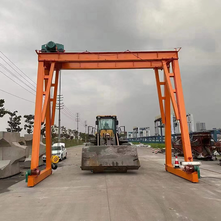 3 ton small gantry crane for incoming and outgoing goods in a simple light gantry workshop