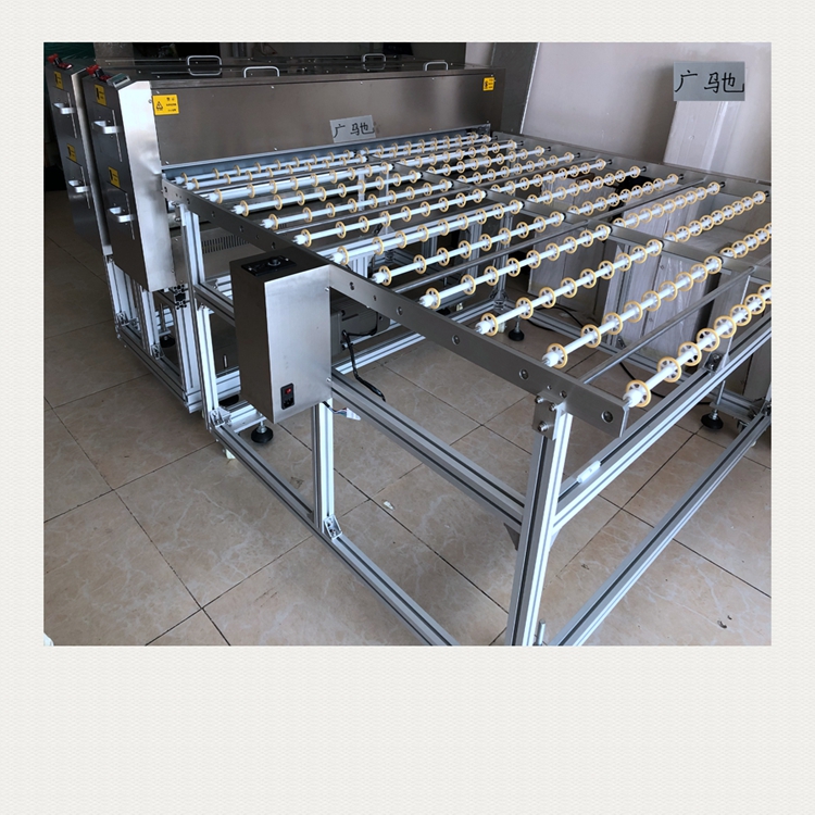 Electrostatic precipitator cleaning equipment for flexible circuit board, FPC flexible circuit board and copper foil substrate