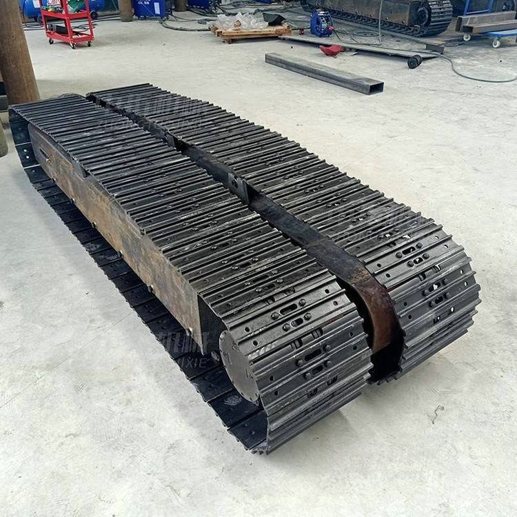 Crawler chassis, rubber hydraulic motor, traveling, middle extension motor, reducer, steel, speed 3-5 km/h