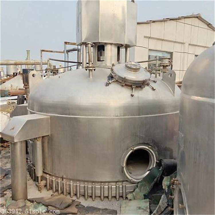 Used 8.1 square three in one washing, filtering, and drying machine, external coil heating, filtering, and drying equipment