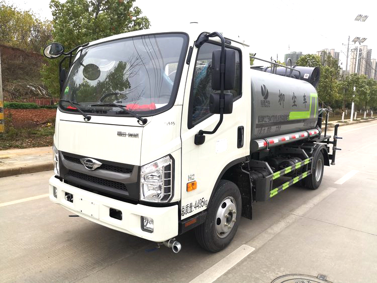 Futian H2 Blue Brand 5-square 7-ton Green Sprinkler Disinfection and Dust Suppression Truck Mining Spray Truck Accessories can be mortgaged for purchase