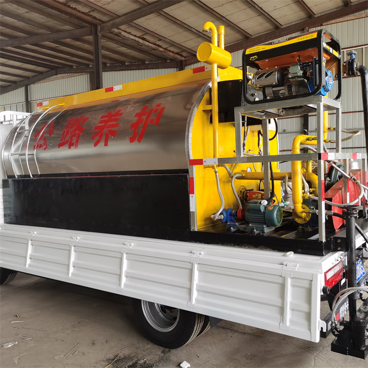 沥青洒布车 厂家直营 提供操作培训与完善售后 核心部件质保
