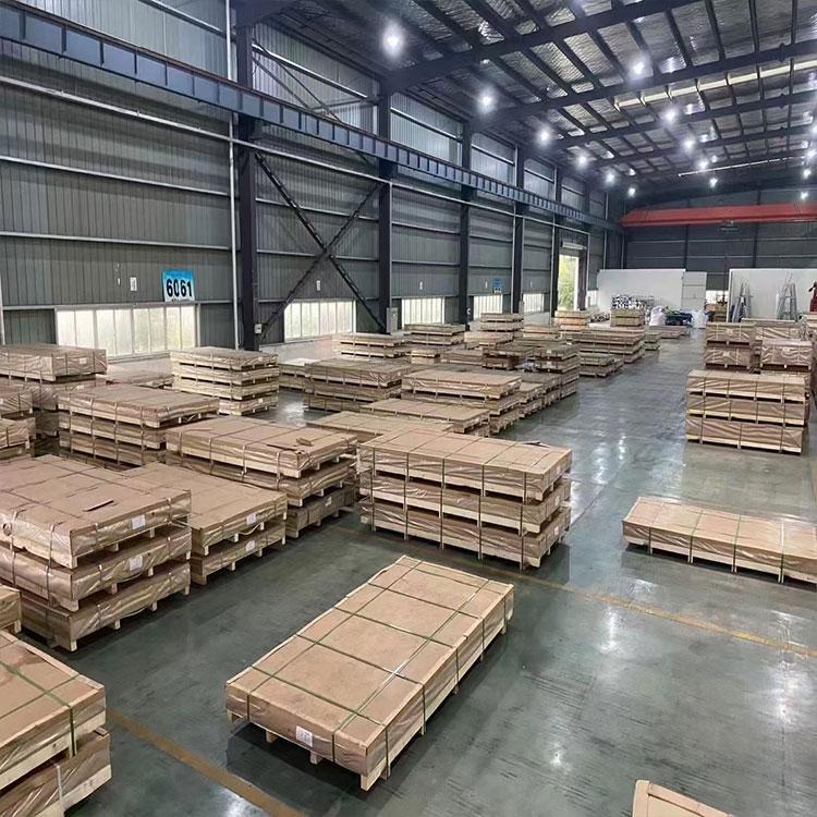 Xingchengda 5052H32 coated aluminum sheet 6061T6 hard aluminum alloy sheet has good processing deformation resistance and ductility