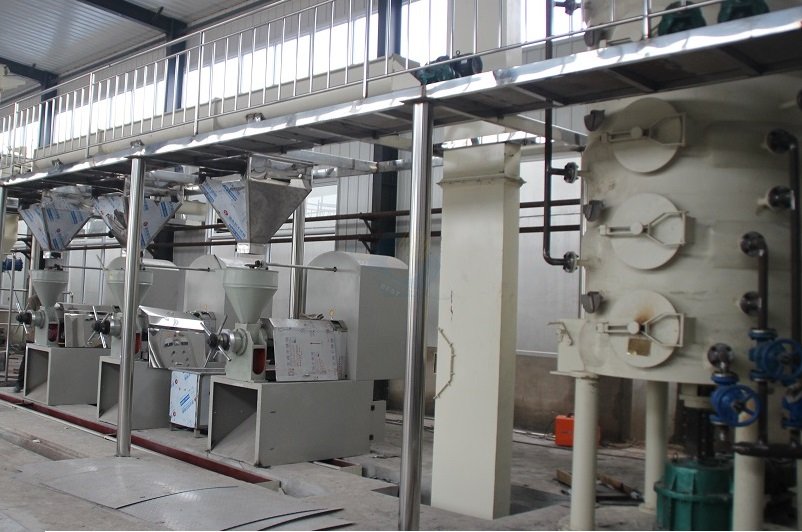 Hydraulic oil press, peanut, rapeseed, soybean multifunctional oil press equipment, economically applicable