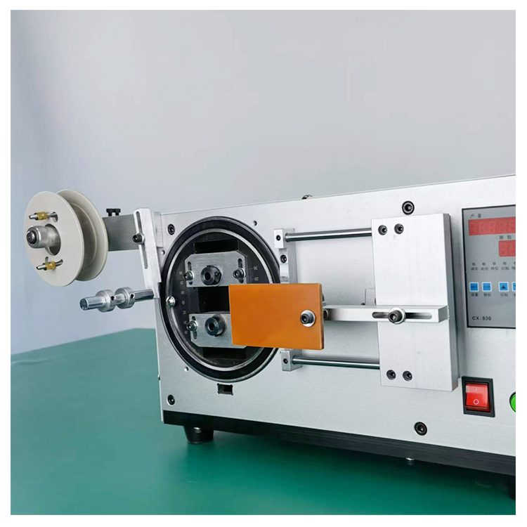 Xinrisheng USB data cable protective film coating machine charger automatic film coating machine coil Pouch laminator