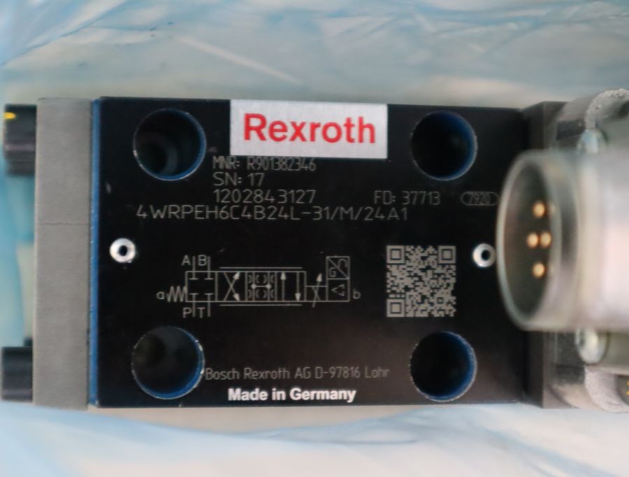 R901382346 4WRPEH6C4B24L-31/M/24A1 德国力士乐REXROTH比例阀