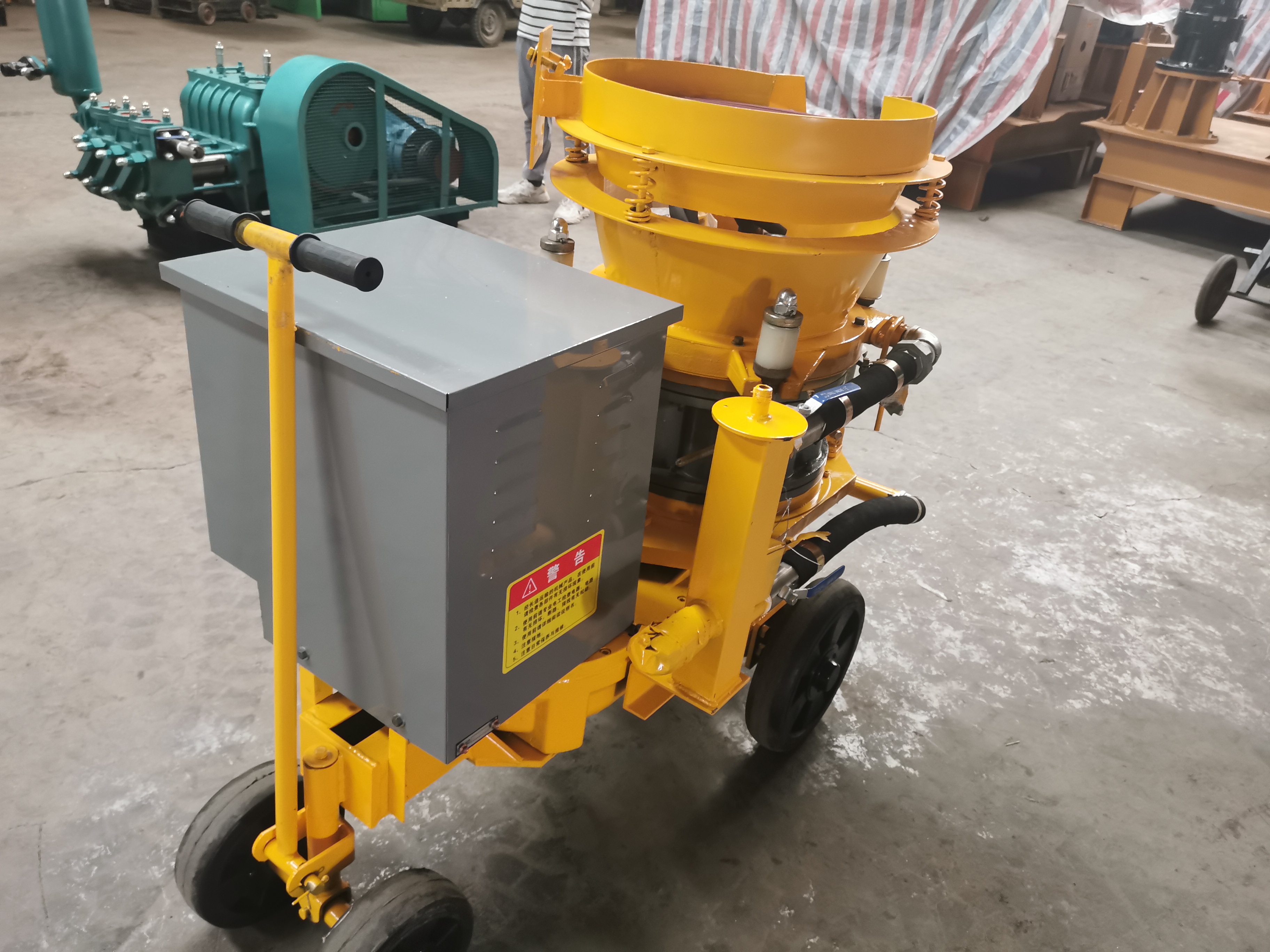 Dry concrete spraying machine pz-6pz-7 spraying machine small and efficient spraying group