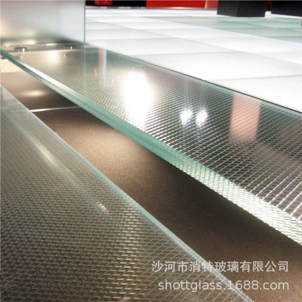 Concave glass anti-skid figure eight dot pattern can be customized and can be laminated for glass walkway, which can be tempered