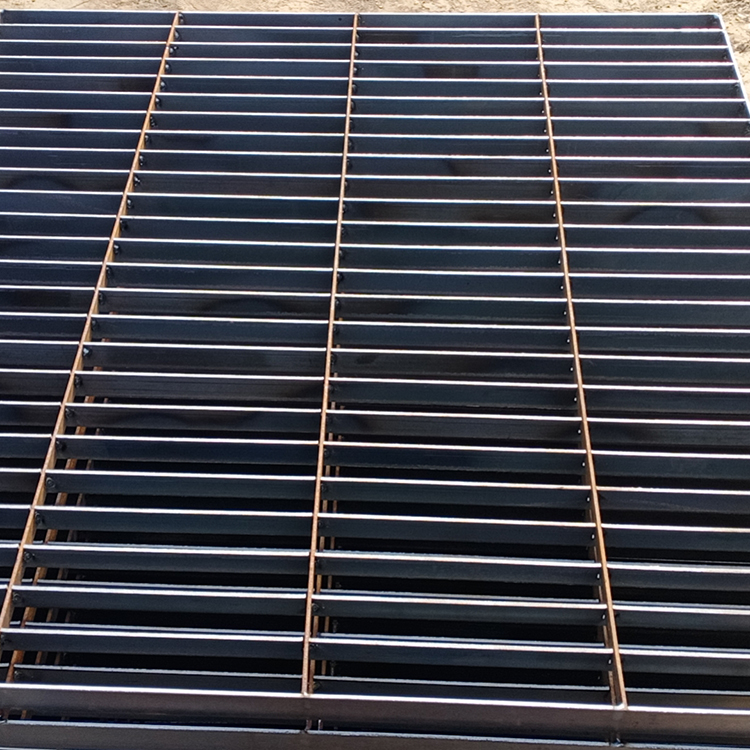 Customized sewage treatment steel grid plate construction project, anti slip galvanized steel grid plate, parking room ditch cover plate