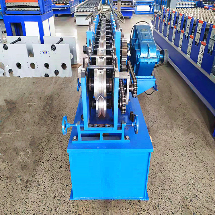 Rental station 48 circular tube to square tube machine Scrap circular tube to square tube forming machine