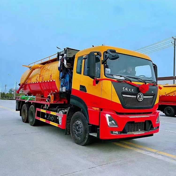 New Dongri brand Dongfeng Tianlong Houshuangqiao Guoliu cleaning and suction vehicle Pipeline dredging vehicle Factory price spot sales