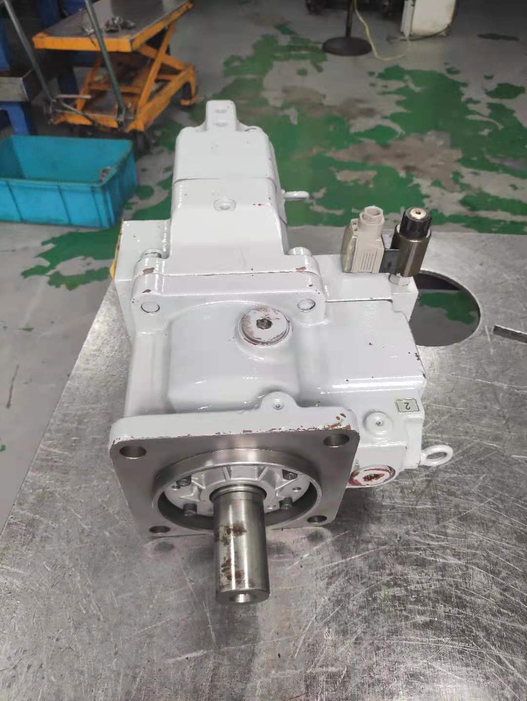 Maintenance of hydraulic oil pump Kawasaki K3VL140 is professional and reliable, with sufficient supply of hardware and electrical equipment