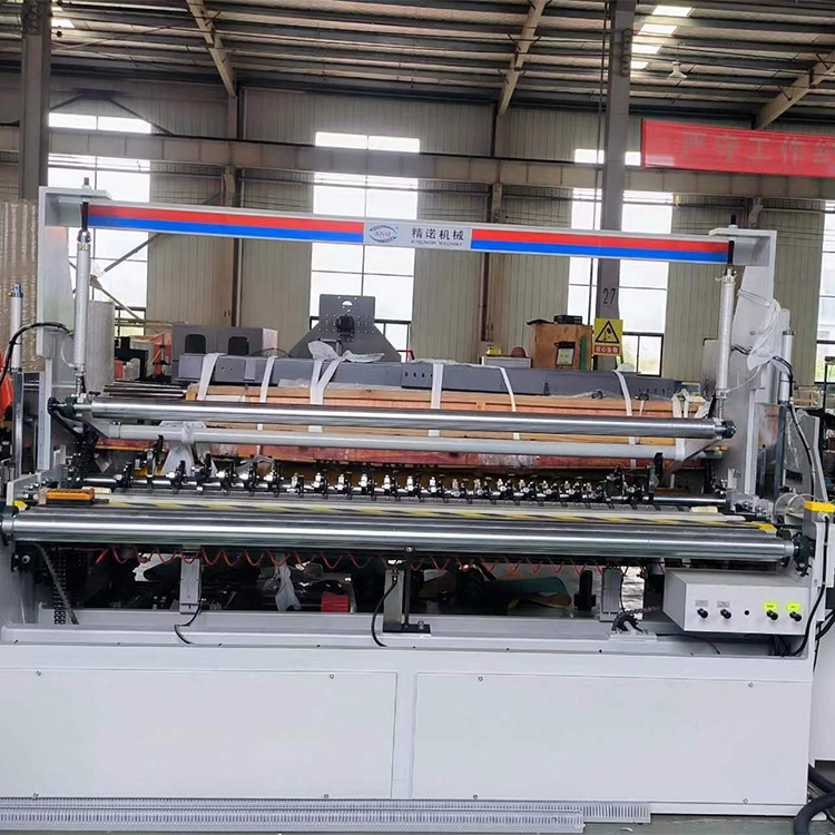 Small tray paper slitting and rewinding machine Web paper production machine Fully automatic toilet paper processing equipment