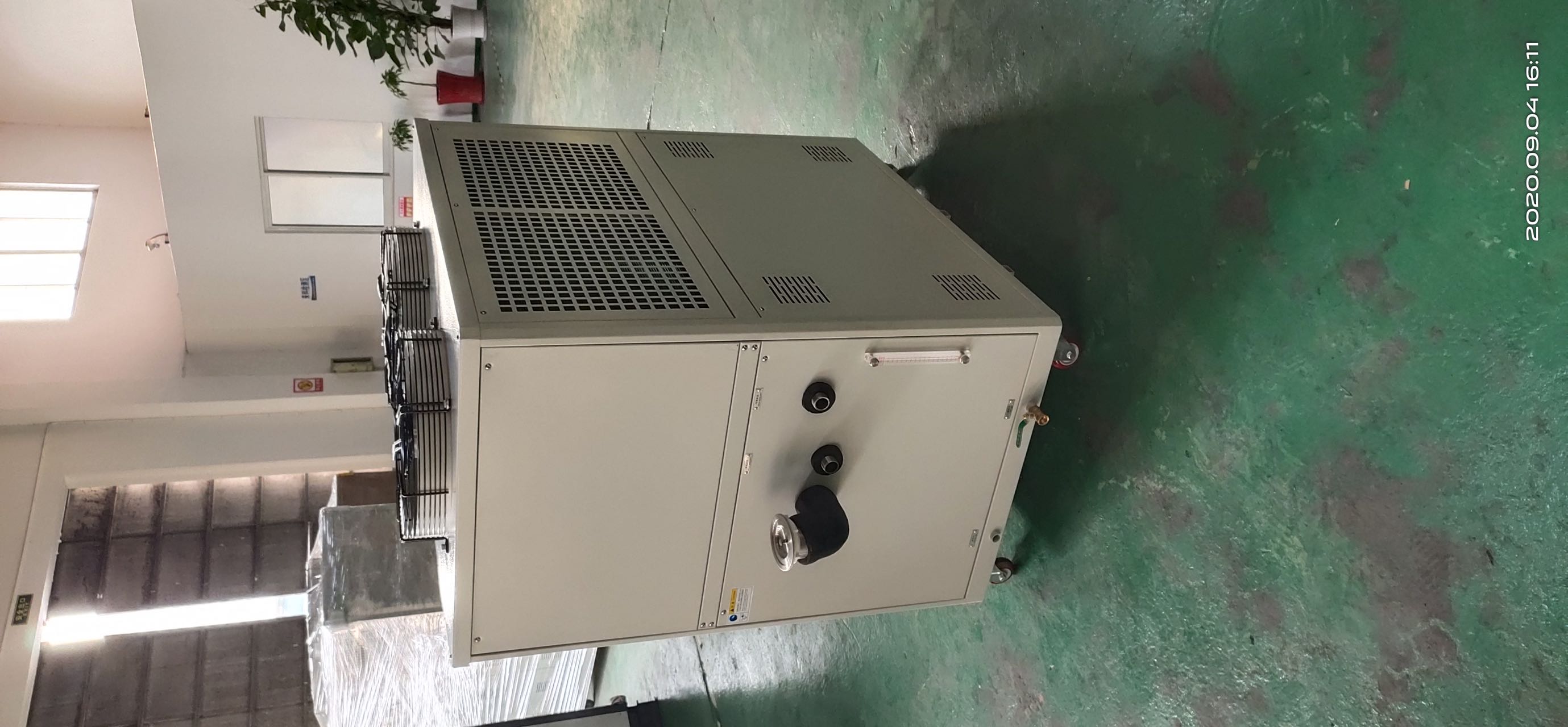 Energy saving and power saving variable frequency chiller, low-temperature freezer, constant temperature high-precision chiller