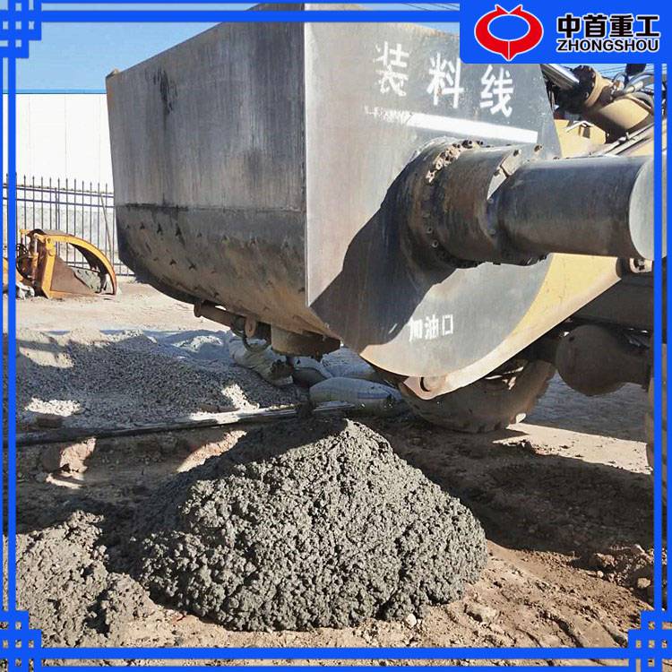 National standard forklift changed to mixing bucket, large capacity construction site mixer, dry and wet materials can be mixed