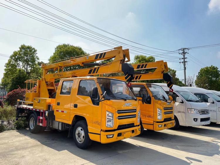 Jiangling Straight Arm Aerial work platform - Blue Label Elevator Climbing Vehicle - Aerial Work Engineering Lease