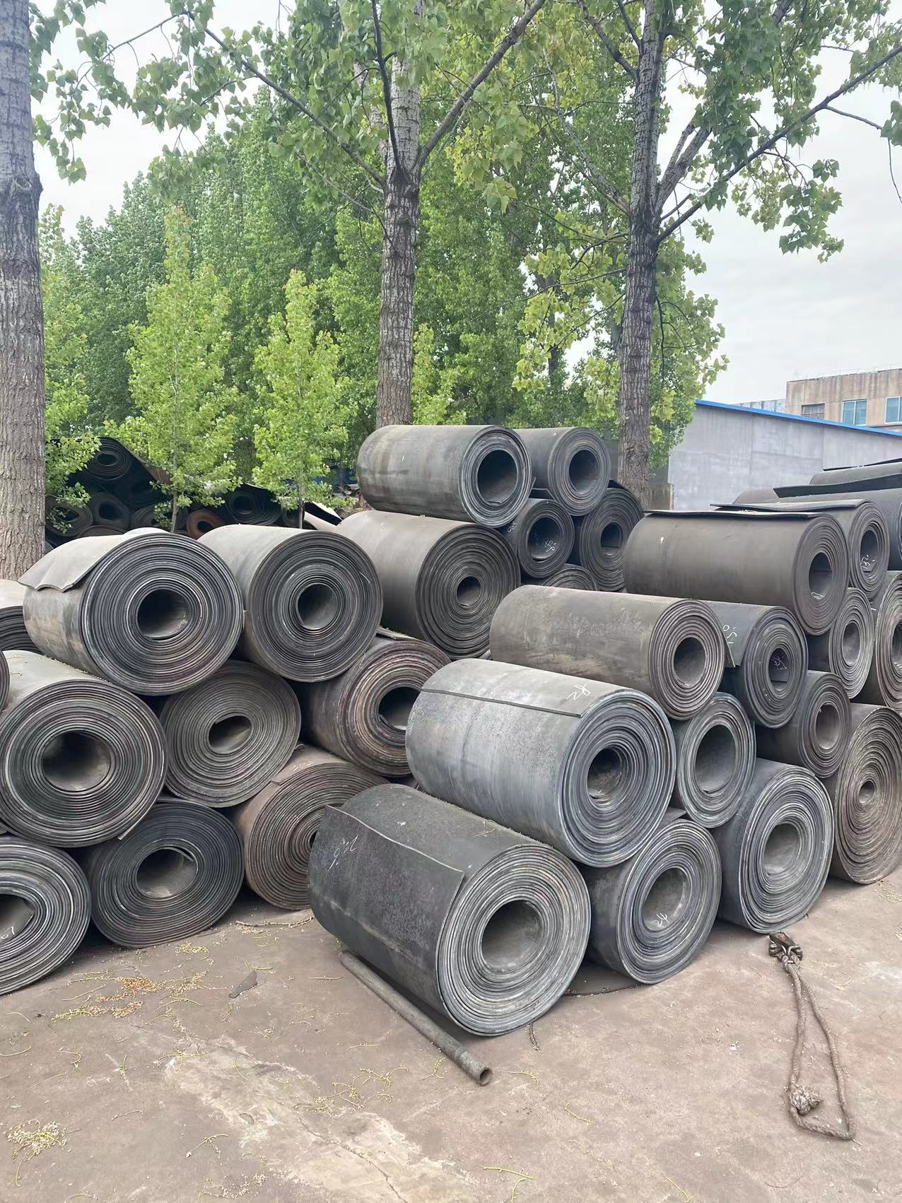 Various specifications of second-hand conveyor belts, nylon canvas, waste belts, rubber pads, old steel wire conveyor belts