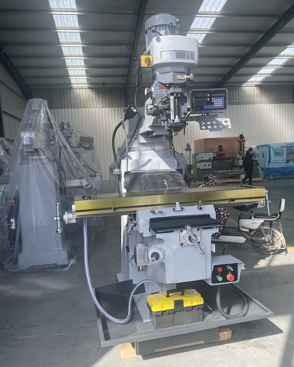 4H turret milling machine, electronic automatic cutting, three axis digital display, high speed processing, supplied by manufacturers