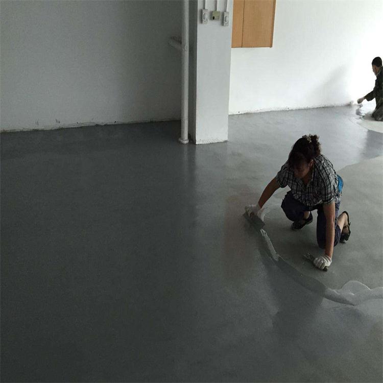 Adding cement fine sand directly to the concentrated masterbatch of self leveling cement additives