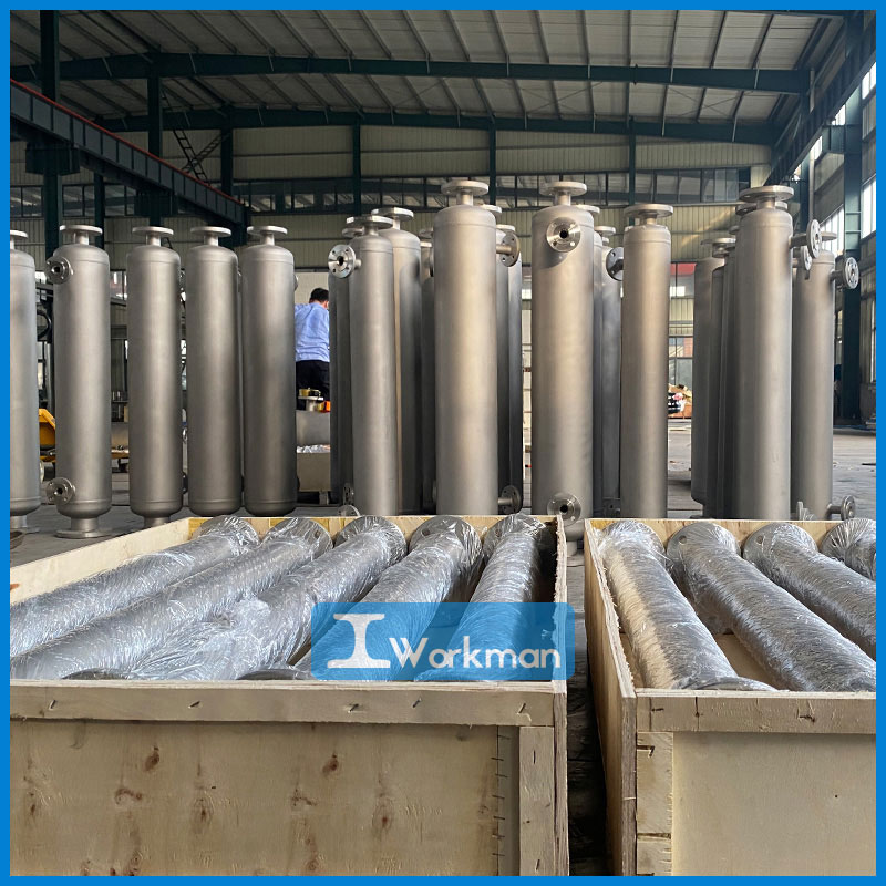 Material distillation spiral wound tube heater horizontal sleeve condenser raw water heat exchanger