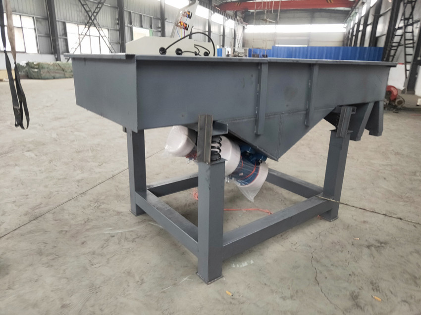 Linear vibrating screen, quartz sand screening machine, stainless steel metal particle powder single and multi-layer vibrating screening machine