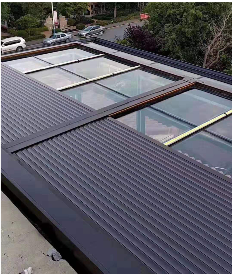 Customized Sunshine Room Sunshade Roof Blind Electric Roof Canopy Glass Roof Villa Sunscreen Insulation Telescopic Canopy