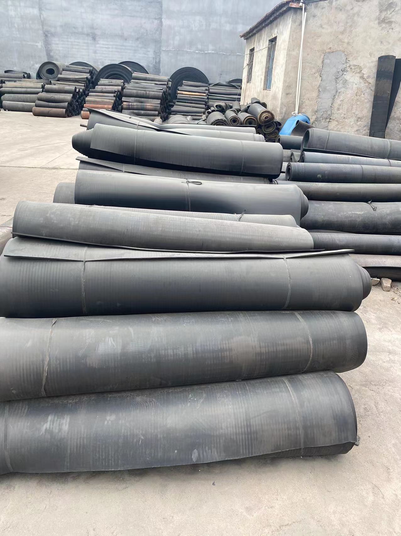 Various specifications of second-hand conveyor belts, nylon canvas, waste belts, rubber pads, old steel wire conveyor belts