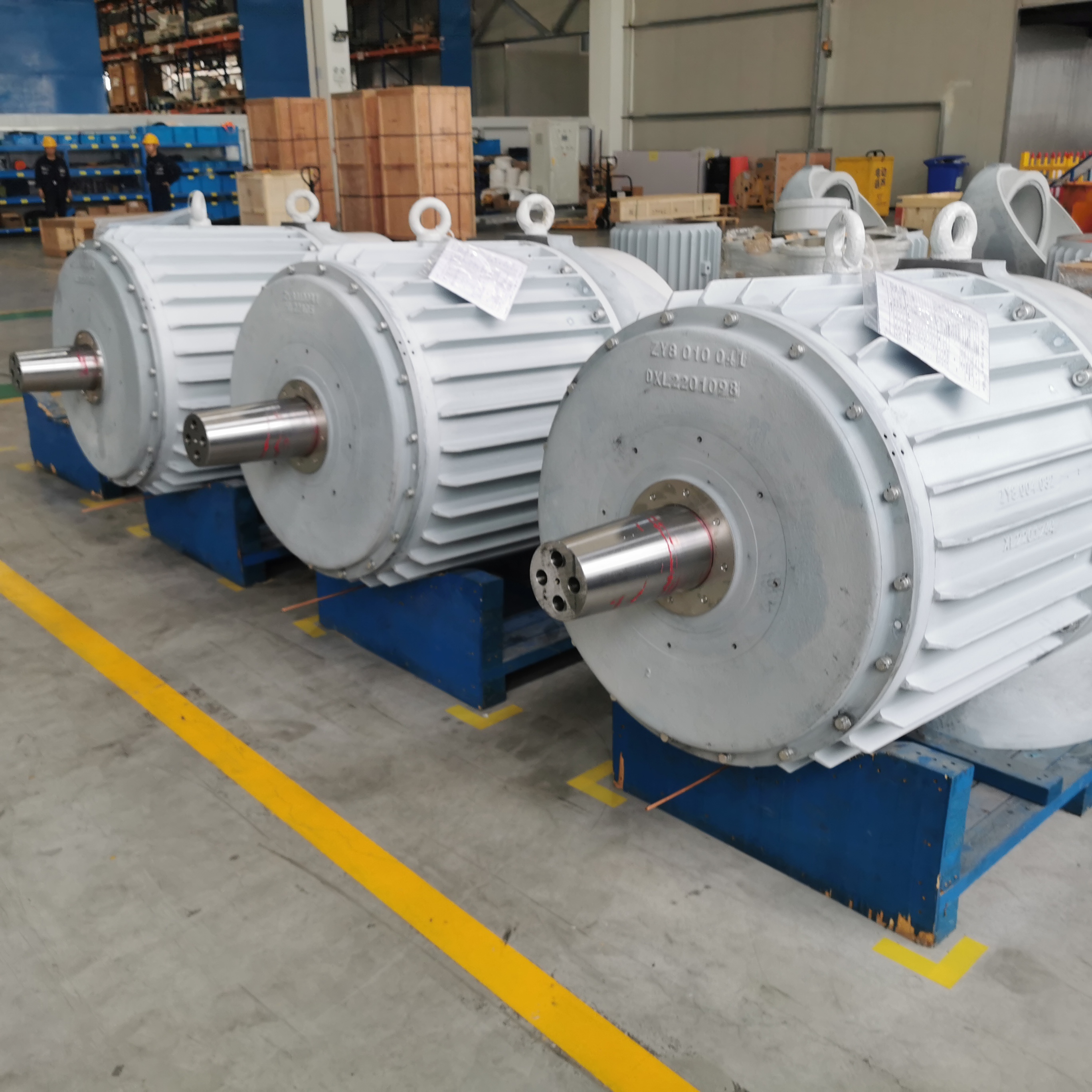 Customized power, speed, voltage, three intersecting water cooled liquid cooled direct drive maintenance free hydraulic wind permanent magnet generator