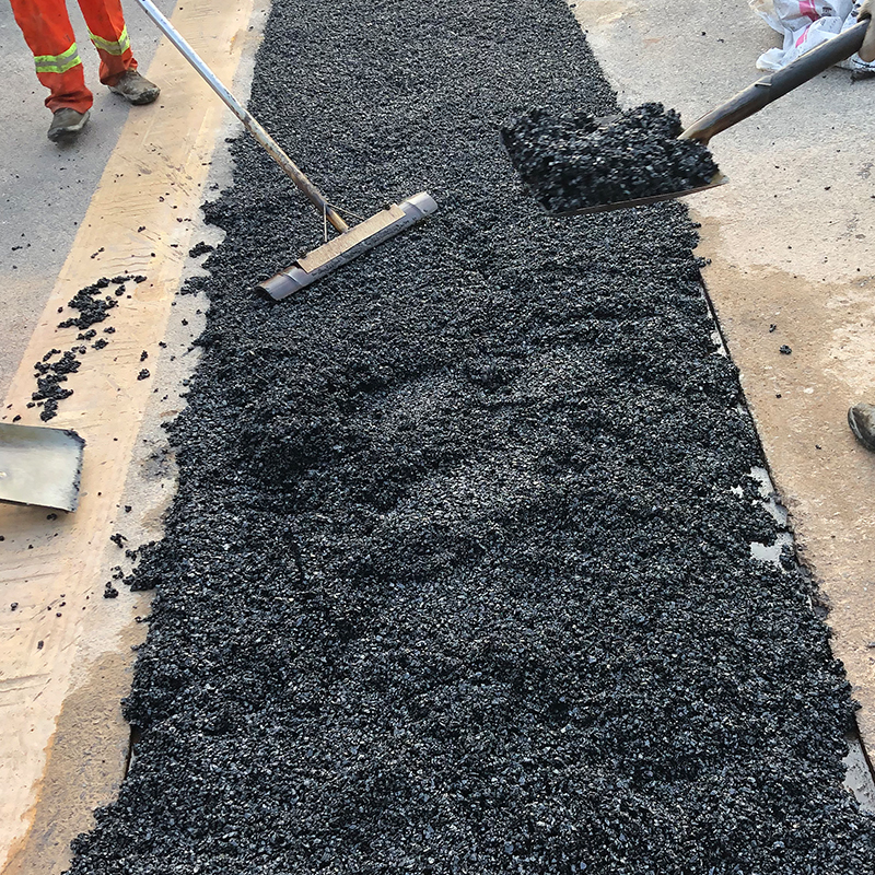 Asphalt cold patching material for municipal road repair and maintenance, filling potholes, asphalt road manufacturers wholesale asphalt cold patching material