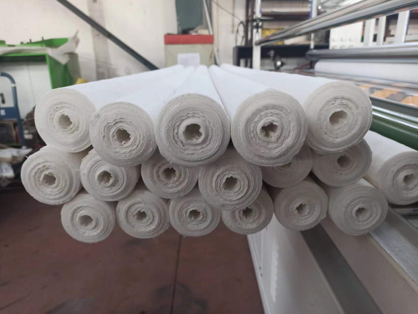 Guangmao Rewinding Machine 1880 Small Fully Automatic Paper Rolling Production Equipment Napkin Paper Extraction, Cutting, and Packaging