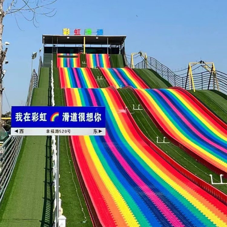 仿真人造草坪 幼儿园足球场工程围挡 户外装饰草坪塑料