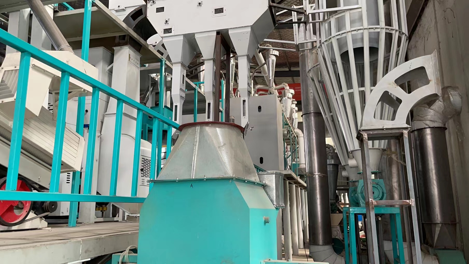 Multifunctional rice milling machine, complete set of equipment for processing large and small rice, rice milling equipment, rice milling machine