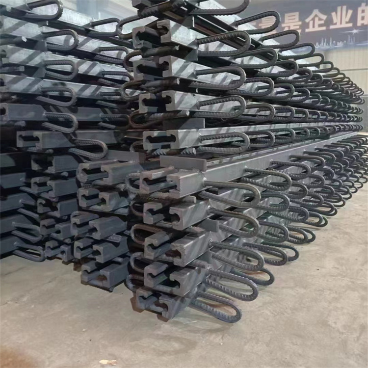 New Lupeng Bridge Expansion Joint Modular Multidirectional Displacement Comb Plate SF Type D80 Type D40 Support Customization