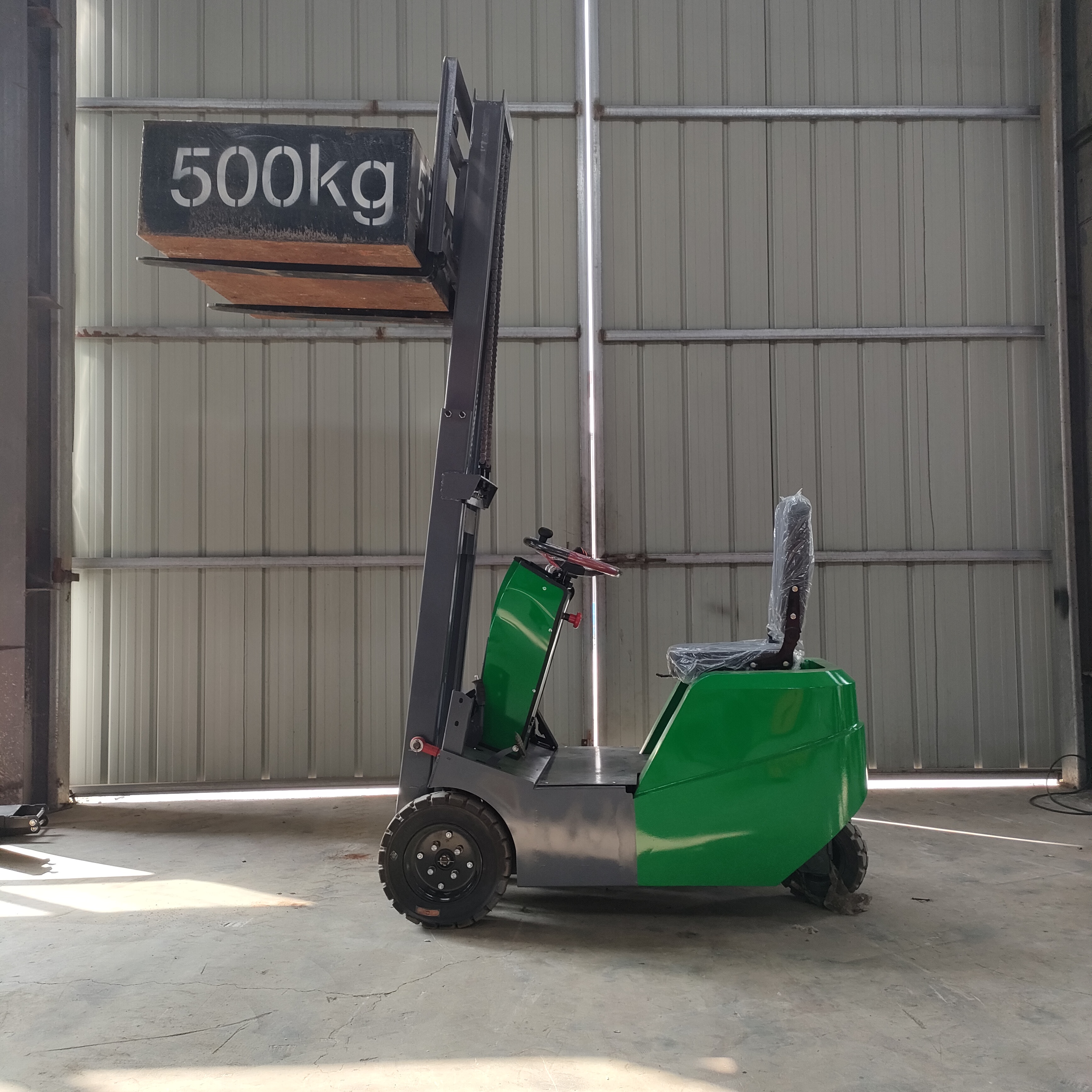 Pure electric forklift, battery forklift, 1 ton, 2 tons, supports customized Chuli. Welcome to call for more information