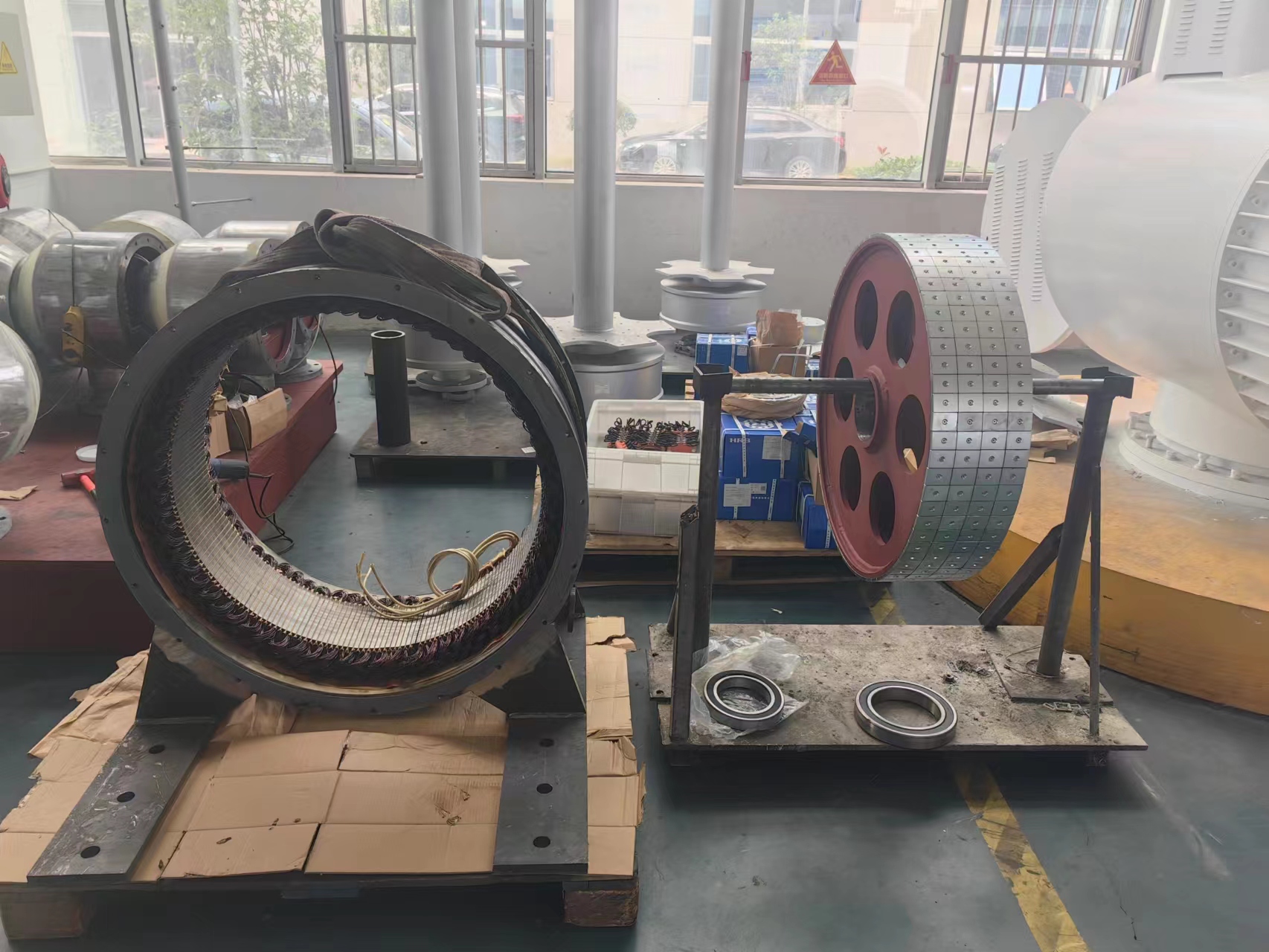 50kw 200 rpm 50Hz maintenance free silent SKF three-phase AC synchronous direct drive hydraulic wind permanent magnet generator